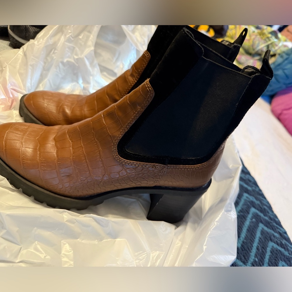 Dolce Vita Tan and Black Heeled Boots